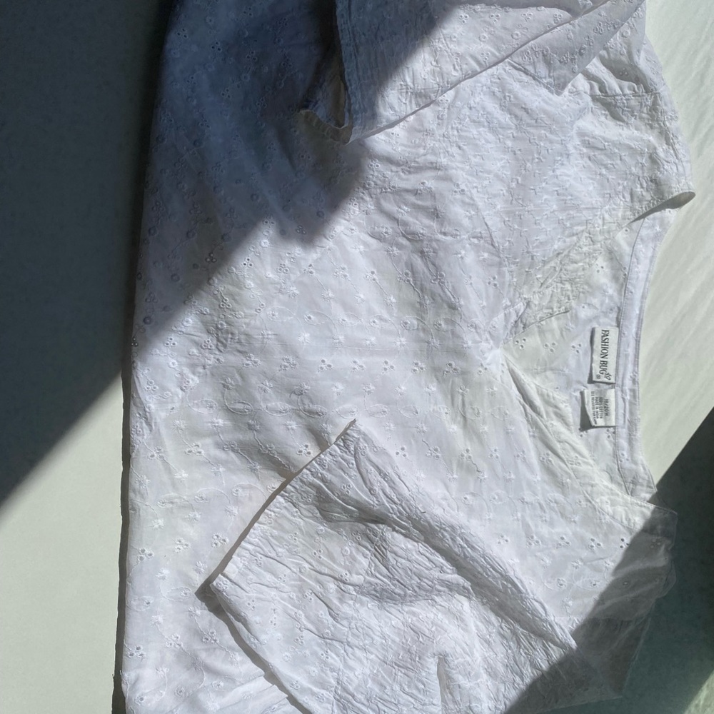 18W FashionBug white embroideries blouse 100% cotton- biodegradable cottagecore